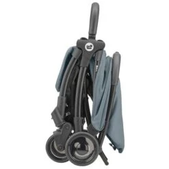 Maxi-Cosi Jaya Buggy Essential Grey 7 Maxi-Cosi Jaya Buggy Essential Grey -Günstiges CYBEX || Britax || VOX Geschäft 1000050110 2021 2021 maxicosi stroller jaya grey essentialgrey folded side