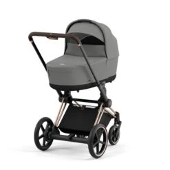 CYBEX E-PRIAM Kinderwagen Mirage Grey Bundle New Generation Inkl. 8 Zubehörartikel -Günstiges CYBEX || Britax || VOX Geschäft cyb 23 int y225 e priam cot rogo migr print medium