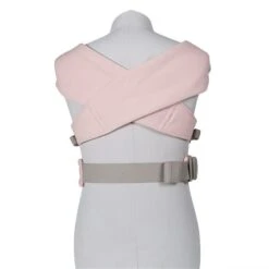 Ergobaby Embrace Blush Pink Babytrage Für Neugeborene 8 Ergobaby Embrace Blush Pink Babytrage Für Neugeborene -Günstiges CYBEX || Britax || VOX Geschäft embrace blush pink bcemapnk back