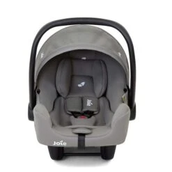 Joie I-Snug Gray Flannel I-Size Babyschale Gruppe 0+ 7 Joie I-Snug Gray Flannel I-Size Babyschale Gruppe 0+ -Günstiges CYBEX || Britax || VOX Geschäft i snug gray flannel hero 1