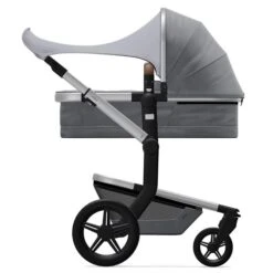 Joolz Day+ Kinderwagen Navy Blue Bundle -Günstiges CYBEX || Britax || VOX Geschäft joolz day gorgeous grey product photography cot comfort cover 2 2