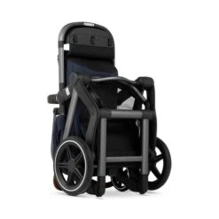 Joolz Day+ Kinderwagen Navy Blue Bundle -Günstiges CYBEX || Britax || VOX Geschäft joolz day seat folded 2 navy blue side 3