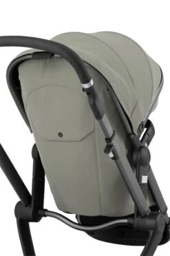 Joolz Day+ Kinderwagen Sage Green Sportwagensitz Und Babywanne -Günstiges CYBEX || Britax || VOX Geschäft joolz day seat perspective back sage green