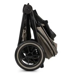 Moon Gio Plus Kombi-Kinderwagen Mud/black Chrome Zubehör Bundle -Günstiges CYBEX || Britax || VOX Geschäft k24 gioplus 64940610 sportsitzfolded mud 622 7 left 1