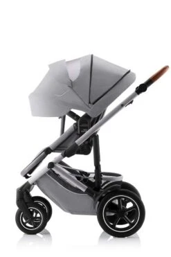 Britax Smile 5Z Sportwagen Frost Grey -Günstiges CYBEX || Britax || VOX Geschäft smile 5z frostgrey anthrazite brownhandle 01 fwf canopyextended 2023