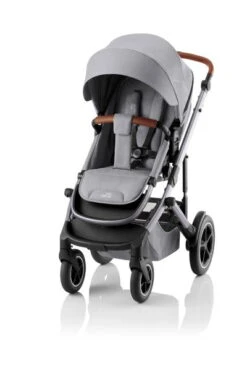 Britax Smile 5Z Kinderwagen Frost Grey -Günstiges CYBEX || Britax || VOX Geschäft smile 5z frostgrey anthrazite brownhandle 02 2023 1