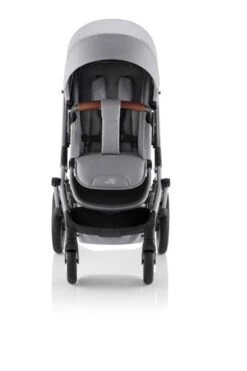 Britax Smile 5Z Kinderwagen Frost Grey -Günstiges CYBEX || Britax || VOX Geschäft smile 5z frostgrey anthrazite brownhandle 03 2023 1