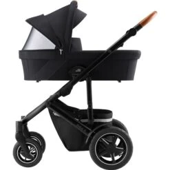 Britax Smile 3 Kinderwagen Fossil Grey Essential Set GRATIS Babywanne -Günstiges CYBEX || Britax || VOX Geschäft smile iii cognachandle fossilgrey 01 hardcarrycot ventilationwindow 2021 3