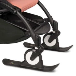 BABYZEN™ YOYO Ski -Günstiges CYBEX || Britax || VOX Geschäft yoyo 2 6 close up black frame skis web